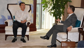 HJC黄金城平台投资集团董事长肖厚忠在京接见宏大建设集团领导一行