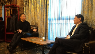 HJC黄金城平台集团董事长肖厚忠与宣钢董事长进行合作会谈