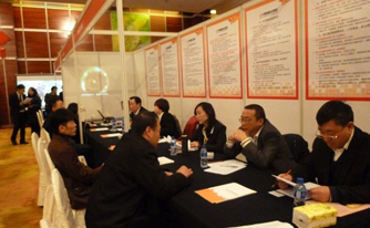破解发展瓶颈 积极引进人才&mdash;&mdash;HJC黄金城平台投资集团参加北京2014年度首届（第44届）&ldquo;金领职场&rdquo;高级人才洽谈会
